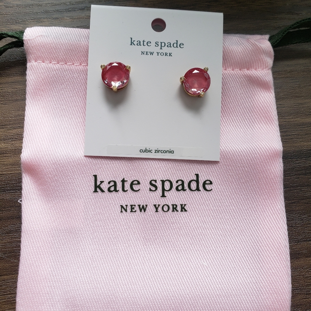SOLD OUT!! Kate Spade Stud Earrings - Picture 1 of 4